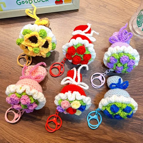 Hand Crocheted Wool Rose Bouquet Keychain Mini Flower Bouquet Finished Bag Charm Pendant For Valentine Day Gift Women Key Chain