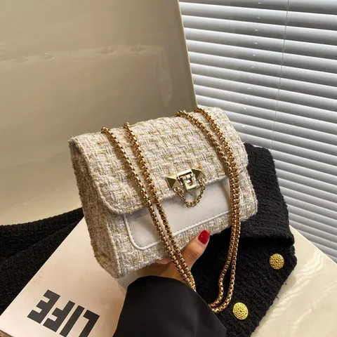 Women's Elegant Tweed Chain Crossbody Bag Quilted Small Square Shoulder Bag Plaid Lady Fashion Messenger Purse With Metal Lock