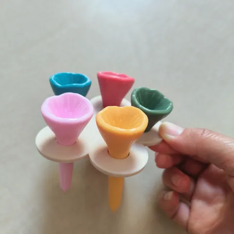 Taza para Beber de Abejas e Insectos Forma de Flor Resina Comedero para Abejas para Jardín Patio Estación de Riego Set
