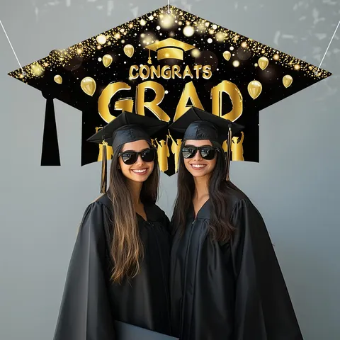 Doktorhut-Form Abschluss Hintergrund Congrats Grad Schwarz-Gold Polyester Banner Für Abschlussfeier Fotorequisiten