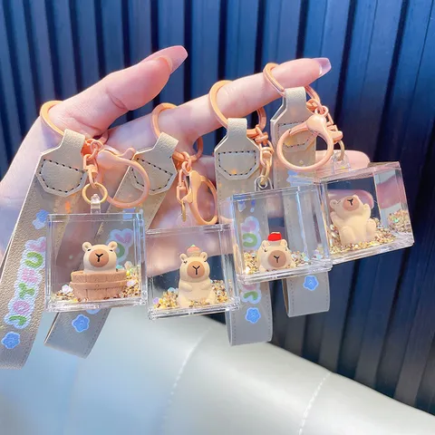 Llavero de Carpincho Lindo con Arena Movediza de Aceite Colgante de Animal de Acrílico para Coche Bolsa Dibujos Animados Botella Flotante Decoración Regalo Mujer Niños