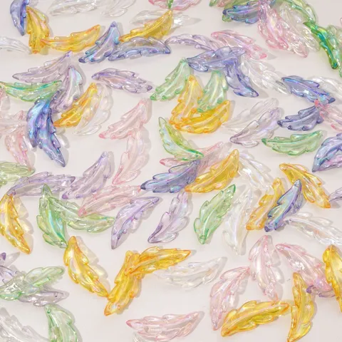 Colgantes de Pluma Acrílica Coloridos Galvanizados AB para Joyería DIY Funda de Teléfono Llaveros Accesorios de Joyería