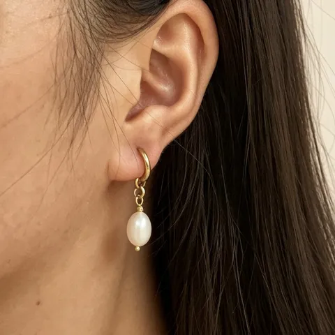 French Style Stainless Steel Freshwater Pearl Hoop Earrings 18K Gold Plated Titanium Steel Dangle Earrings For Women Jewelry