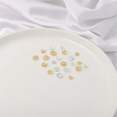 14K Vergoldete Hohle Blumenperlenkappen Kupfer Zwischenperlen DIY Schmuckzubehör Für Halskette Armband Ohrring Herstellung