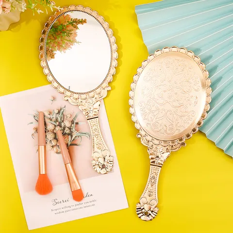 Vintage Handheld Makeup Mirror With Handle Embossed Floral Pattern Electroplated Plastic Frame Portable Vanity Mirror For Women