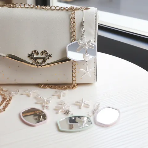 Cartoon Portable Makeup Mirror Keychain With Starfish Pearl Pendant Ins Style Pocket Small Mirror For Bag Decor Women Gift