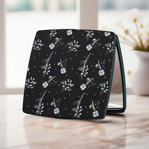 Tragbarer Quadratischer Klappbarer Schminkspiegel Doppelseitiger Taschenspiegel Für Reisen Studenten Damen Alltags-Schönheitswerkzeug