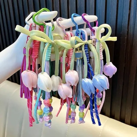 Bohemian Handmade Woven Tulip Flower Keychain Tassel Bag Charm Heart Carabiner For Women Car Key Pendant Gift Accessories