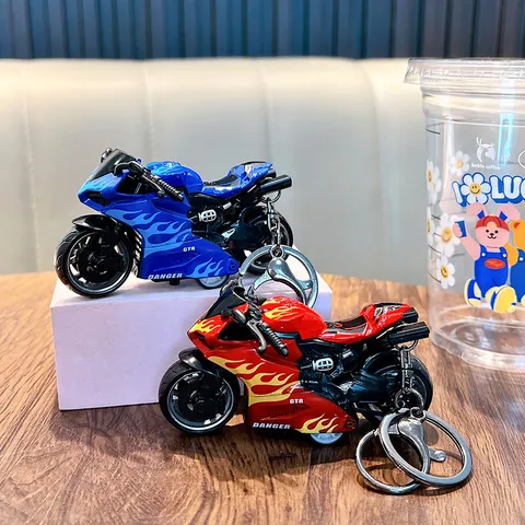 Mini Flame Motorcycle Toy Keychain For Boys Alloy Pull-Back Motorbike Model Car Key Ring Hanging Pendant For Backpack Accessory