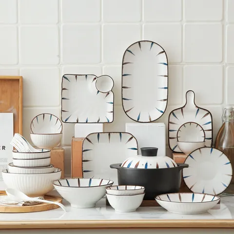 Service de Table en Porcelaine Rayé Style Japonais Assiettes Bols Cuillères en Céramique Sous glaçure Créatifs pour Maison Cuisine