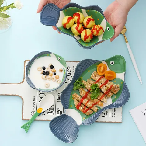 Service de Table Japonais en Céramique Peinte à la Main Forme de Requin et Poisson Assiette Bol Cuillère Créatif pour Enfants Maison Cuisine Cadeau