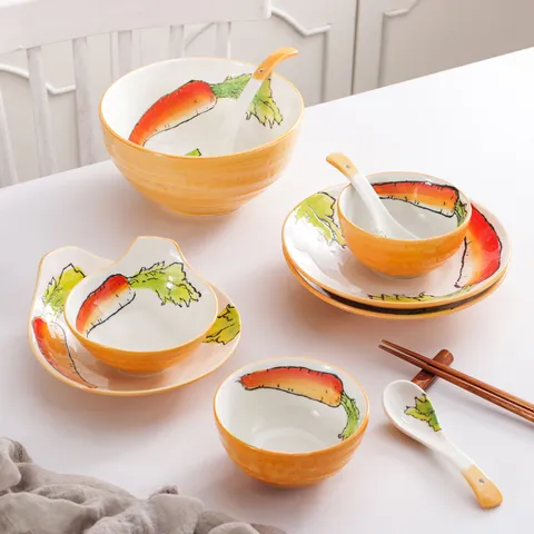 Service de Table en Céramique aux Légumes Peints à la Main Style Japonais Ensemble Créatif Bol Assiette Cuillère en Porcelaine