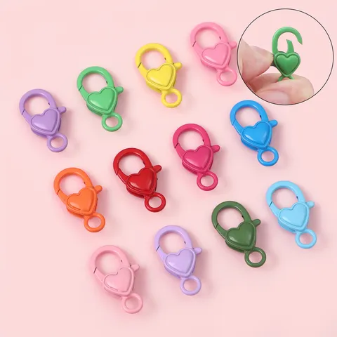 Fermoir Mousqueton en Alliage Peint Forme de Cœur pour Porte-Clés DIY Accessoires de Sac Fournitures de Bijouterie Mousqueton Cœur