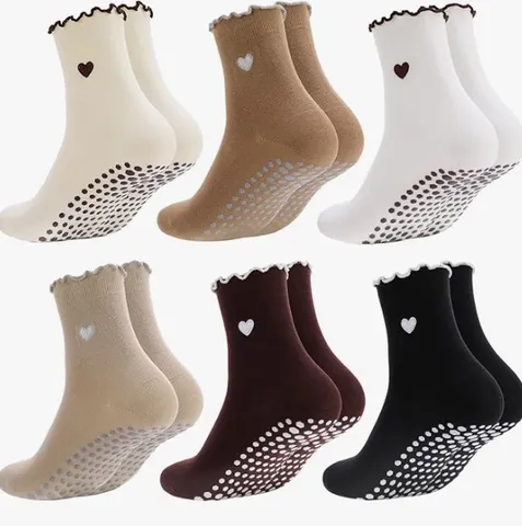 Women's Non-Slip Yoga Socks Mid Calf Pilates Fitness Socks With Heart Embroidery Ruffle Edge Breathable Cotton Blend Socks