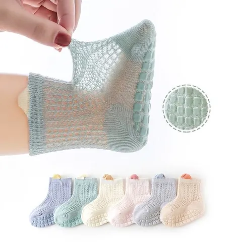 Süße Cartoon Atmungsaktive Mesh Kindersocken Rutschfeste Silikon Noppen Gekämmte Baumwolle Kleinkind Bodensocken Für Sommer Alltäglich Jungen Mädchen