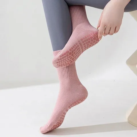 Women Non Slip Yoga Socks Breathable Cotton Mid Calf Grip Socks With Silicone Dots For Pilates Fitness Indoor Sport