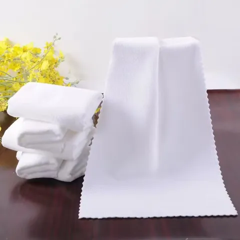 White Disposable Thickened Microfiber Washcloth Absorbent Scalloped Edge Face Towel For Hotel Salon Spa Daily Cleaning