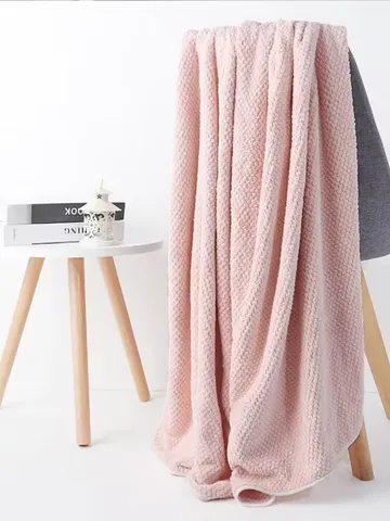Soft Coral Fleece Bath Towel Large Absorbent Quick Dry Waffle Weave Shower Wrap For Women Home Bathroom Modern Towel