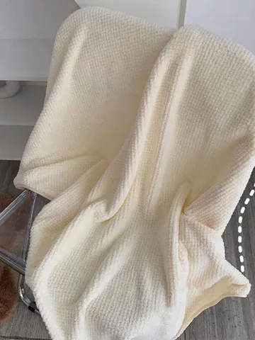 Soft Coral Fleece Bath Towel Large Absorbent Quick Dry Waffle Weave Shower Wrap For Women Home Bathroom Modern Towel