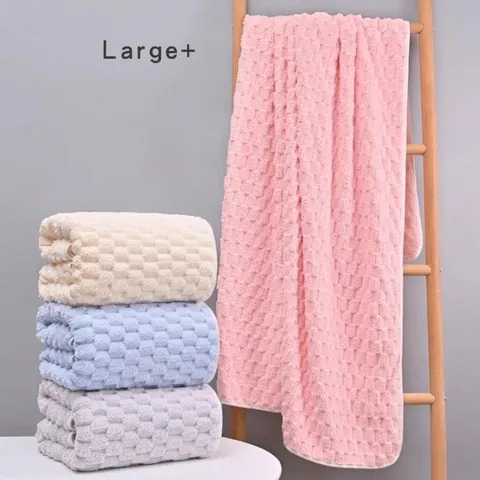 Soft Coral Fleece Bath Towel Thickened Absorbent Quick Dry Cloud Grid Textured Large Size For Adults Couples Home Bathroom Essentials