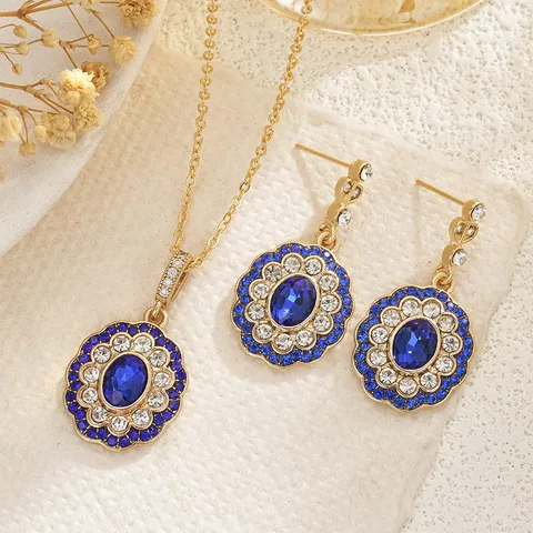 Vintage Court Style Gold Plated Jewelry Set Oval Blue Gemstone Lace Full Rhinestone Pendant Necklace Long Earrings For Women