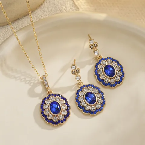 Vintage Court Style Gold Plated Jewelry Set Oval Blue Gemstone Lace Full Rhinestone Pendant Necklace Long Earrings For Women