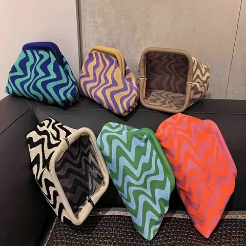 Women Wave Stripe Knitted Clasp Handbag Polyester Zigzag Pattern Large Capacity Cosmetic Bag Cloud Clutch Travel Purse