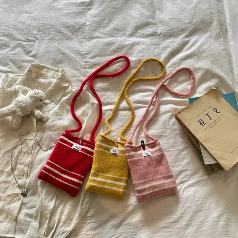 Handgemaakte Gebreide Mini Crossbodytas Gestreepte Wol Kleine Schoudertas Voor Dames Japanse Koreaanse Mode Esthetische Telefoontas