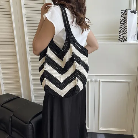 Women Woven Shoulder Bag Large Capacity Hand Crocheted Underarm Bag Zigzag Wave Pattern Fabric Tote Bag For Summer Vacation
