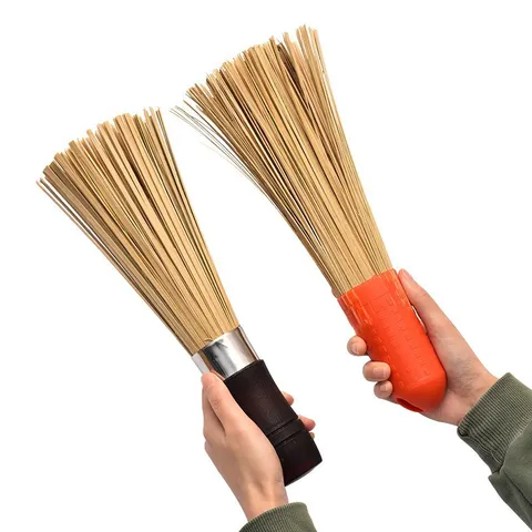 Brosse à Wok Traditionnelle en Bambou Poils Naturels Grattoir de Nettoyage de Cuisine Fouet Commercial en Bambou avec Manche en Bois Plastique Outil de Cuisine de Restaurant