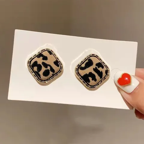 Retro Leopard Print Flocking Alloy Drop Earrings For Women Fashion Geometric Heart Round Flower Stud Earrings Jewelry