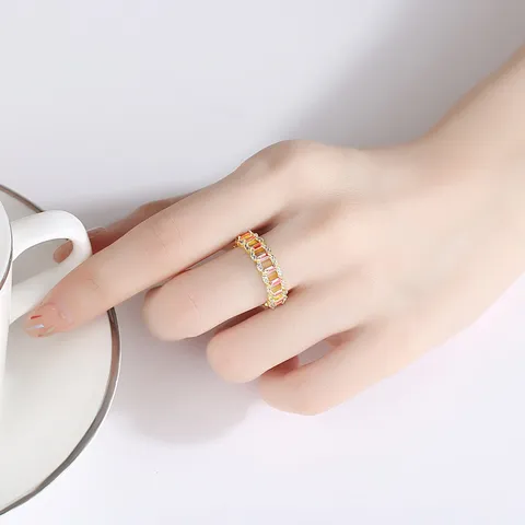 Anillo de Latón con Strass Geométrico Moda Europea para Mujer Lujo Chapado en Oro Plata Anillo con Incrustaciones Baguette Joyería Regalo