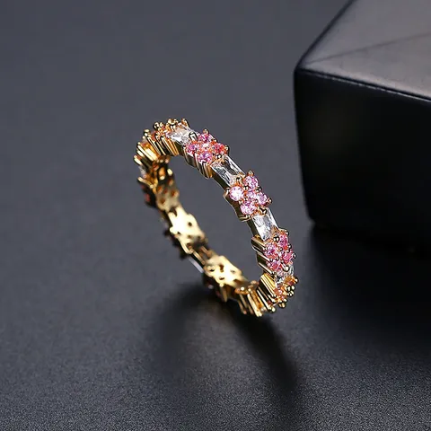 Fashion Copper Inlaid Zirconia Flower Pave Ring For Women Pink White Zirconia Wedding Party Elegant Finger Ring Jewelry