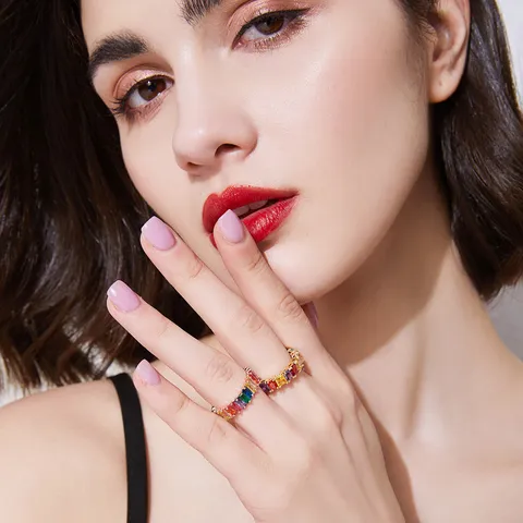 Anillo de Eternidad de Circonia Arcoíris para Mujer Corte Baguette Zircón Colorido Anillo de Cobre Chapado en Oro Rosa Joyería de Banquete