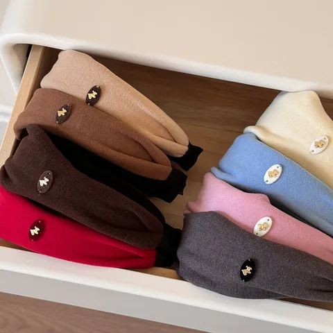 Serre-tête Large en Velours pour Femmes Style Coréen Avec Ornement Cheval en Métal Élégant Accessoires Cheveux Mode Filles