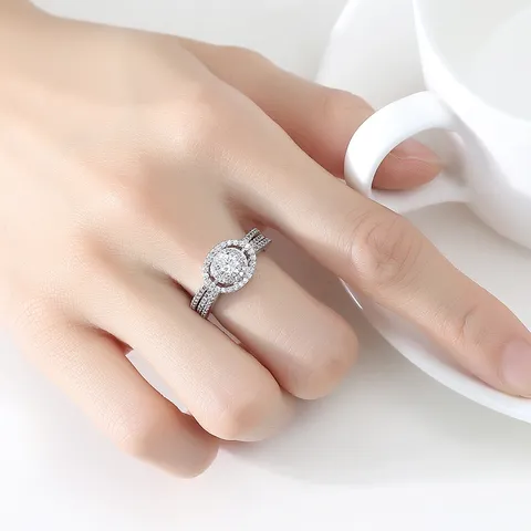 Anillo de Cobre Zirconia de Moda para Mujer Lujo Europeo Americano Halo Redondo Cristal Compromiso Boda Banquete Joyería Accesorios