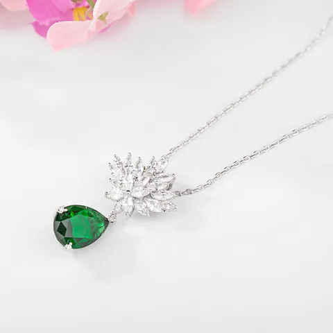 Collar con Colgante de Gota de Agua Floral para Mujer Latón con Circonia Incrustada Joyería Elegante para Banquete Fiesta