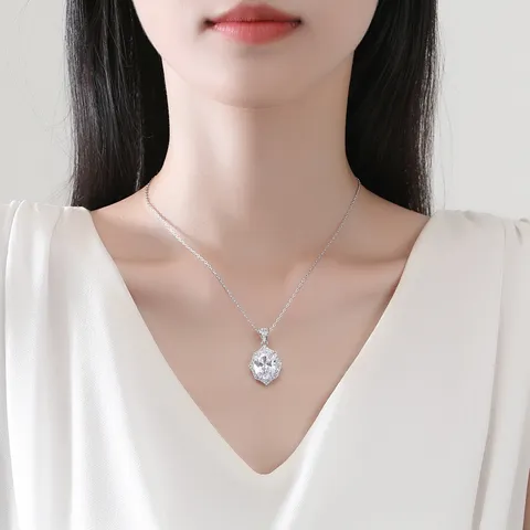 European Style Irregular Geometric Copper Zirconia Pendant Necklace For Women Elegant Rhodium Plated Oval Crystal Choker Jewelry Gift
