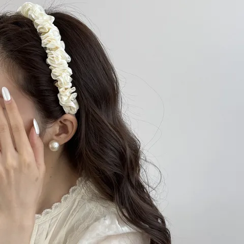 Koreanische Süße Satin Plissiert Stirnband Für Damen Rutschfest Fee Kunststoff Haarreifen Einfarbig Elegante Haar Accessoires