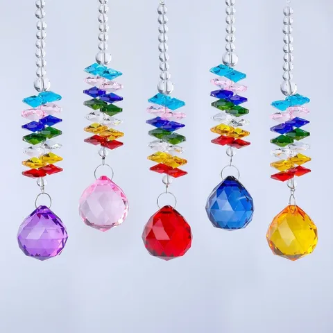 Ornement Suspendu Suncatcher en Cristal de Verre Facetté Perles Octogonales Colorées Pendentif Arc-en-Ciel pour Fenêtre Maison Voiture Décoration Bricolage Cadeau