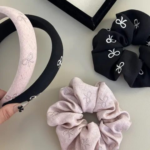 Cerchietto Spugna Fiocco Ricamato Coreano Retrò Dolce Fascia per Capelli in Tessuto Elastico per Capelli Donna Accessori