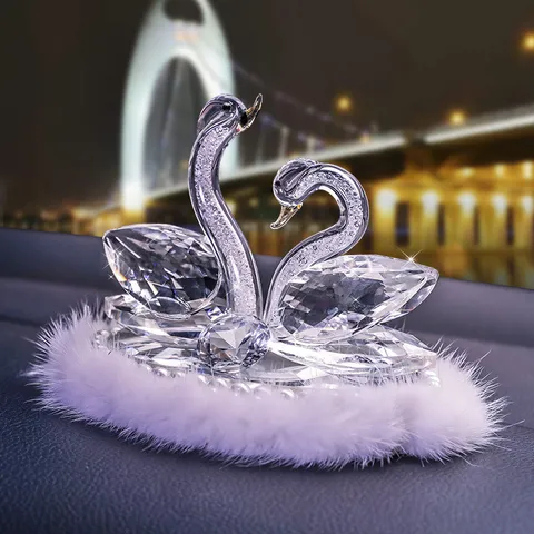 Crystal Swan Car Ornament Sparkling Rhinestone Perfume Holder Cute Animal Dashboard Decor Interior Accessories