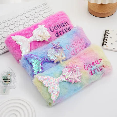Estuche de Lápices de Peluche de Sirena con Lentejuelas Gran Capacidad Lindo 3D Concha Estrella Bordado Caja de Papelería