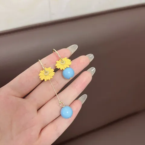 French Pastoral Style Daisy Asymmetric Tassel Earrings Alloy Artificial Pearl Elegant Yellow Flower Drop Earrings For Women