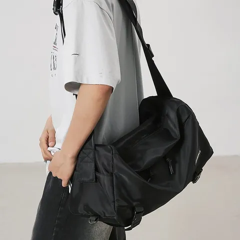 Große Kapazität Japanischer Stil Umhängetasche Wasserdichte Nylon Reisetasche Minimalistische Sportliche Fitness Yoga Tasche