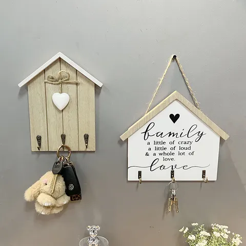 Nordischer Holz Schlüsselhaken in Hausform Wandmontiertes Lagerregal Eingang Schlüsselorganizer Box Mit 3 Metallhaken Heimdekor