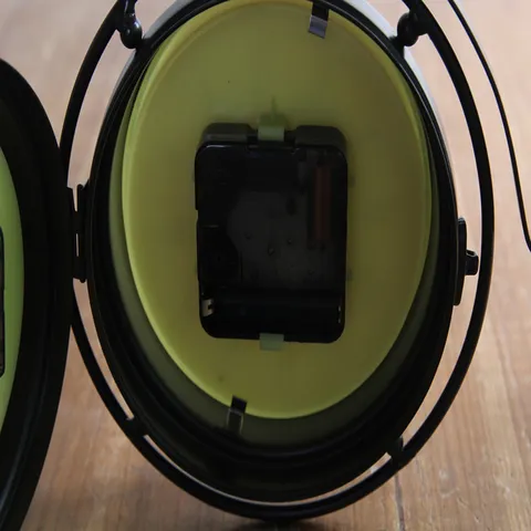 Kreative Eisen Fahrrad Schreibtischuhr Mit Blumenkorb Minimalistische Tisch Doppelseitige Uhr Heim Büro Dekoration Ornament