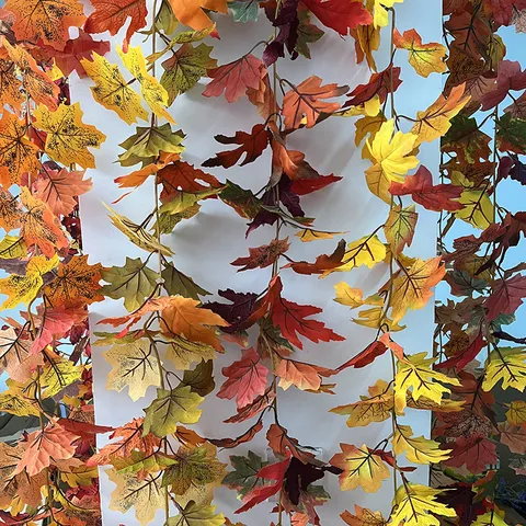 Artificial Maple Leaf Garland Autumn Hanging Vine Fall Foliage Silk Garland For Halloween Christmas Home Wall Wedding Backdrop Decor