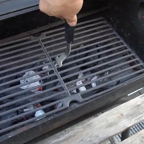 Multifunctional Stainless Steel BBQ Grill Net Lifter Tool Anti Scald Barbecue Accessories With Plastic Handle Picnic Accessory
