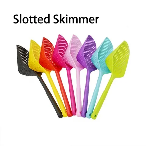 Creative PP Plastic Kitchen Colander Spoon Multipurpose Food Strainer Perforated Drain Shovel With Non-Slip Hanging Hole Handle For Home Cooking Use